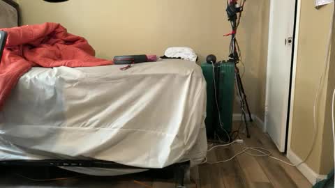 Snapshot of blackjag107 chatting on November 1, 6:34 pm blackjag107 online show from November 1, 6:34 pm