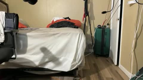 Snapshot of blackjag107 chatting on October 25, 6:48 am blackjag107 online show from October 25, 6:48 am