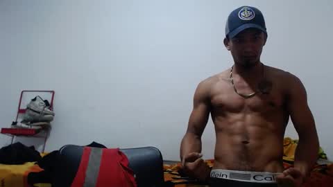 Snapshot of blackpassion2112 chatting on October 11, 7:40 pm JeinsBlack online show from October 11, 7:40 pm