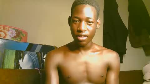 blacktwinkl online show from April 9, 8:42 am