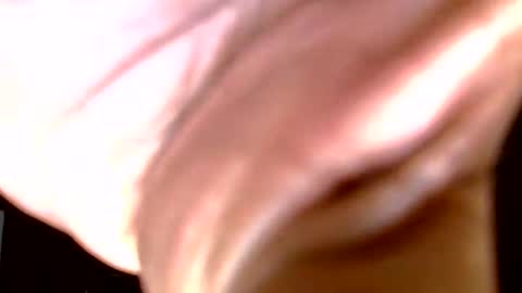 blacktwinkl online show from April 20, 7:16 pm