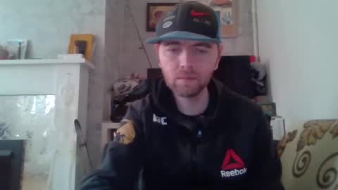 Snapshot of blackvswhite2022 chatting on February 18, 10:38 am blackvswhite2022 online show from February 18, 10:38 am