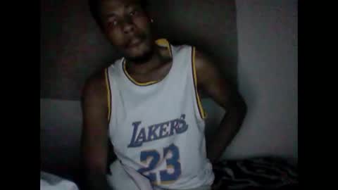 Snapshot of blackzilian_ chatting on October 19, 10:24 pm HASSAN online show from October 19, 10:24 pm