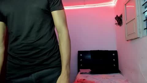 blade_15 online show from February 5, 11:01 pm