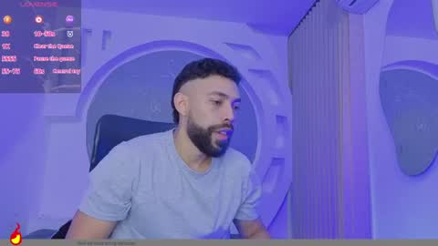 blade_miller_ online show from June 10, 1:01 pm