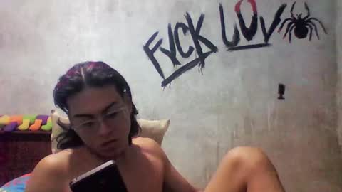 blade_sensual online show from December 17, 6:20 am