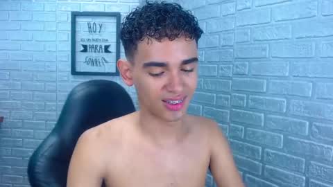 blakelovee online show from March 19, 7:06 pm