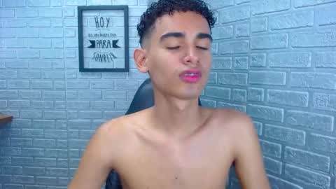 blakelovee online show from March 12, 7:32 pm