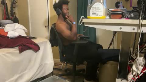 Snapshot of blakjag chatting on October 17, 7:45 am Blackjag00 online show from October 17, 7:45 am