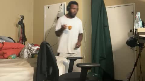 Snapshot of blakjag chatting on October 26, 7:10 am Blackjag00 online show from October 26, 7:10 am