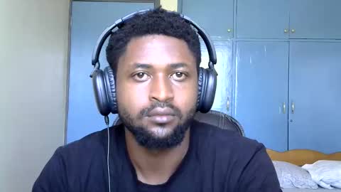 blakmoufaka online show from November 25, 5:42 am