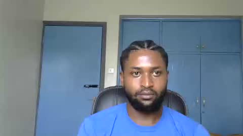 Snapshot of blakmoufaka chatting on October 18, 11:48 am blakmoufaka online show from October 18, 11:48 am