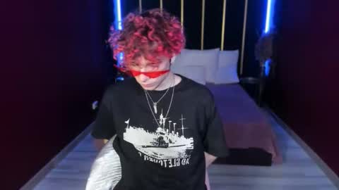 Blaiz online show from December 21, 8:39 pm