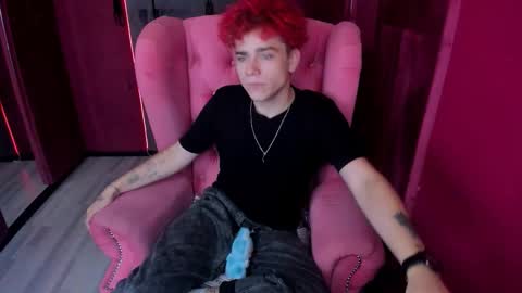 Snapshot of blalz_vok chatting on October 13, 8:26 pm Blaiz online show from October 13, 8:26 pm