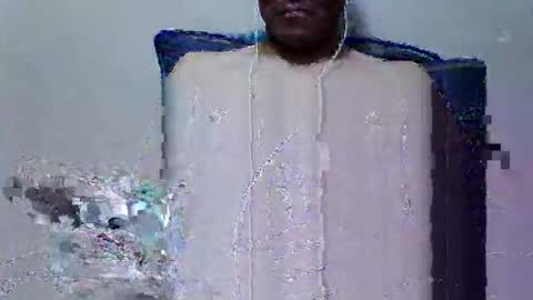 Snapshot of blascoblack9669 chatting on December 8, 7:05 am blascoblack9669 online show from December 8, 7:05 am