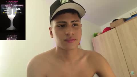 bleesd_anto online show from November 29, 8:33 pm