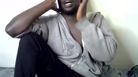 Black  brown online show from December 18, 6:26 pm