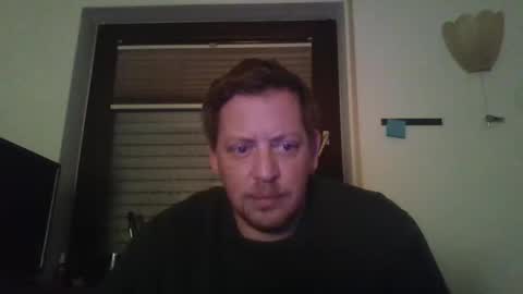 Snapshot of blonde32m chatting on November 1, 4:16 am blonde32m online show from November 1, 4:16 am