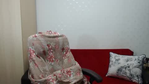 Snapshot of blondeagle chatting on October 9, 8:25 pm Mr Blond online show from October 9, 8:25 pm