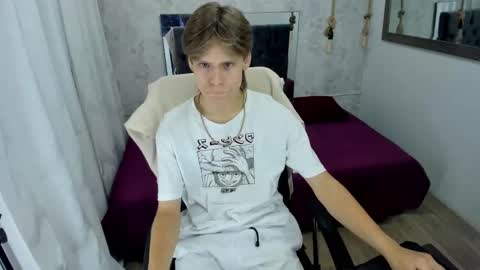 Snapshot of blondie_lover69 chatting on September 12, 9:15 pm Maleeth online show from September 12, 9:15 pm