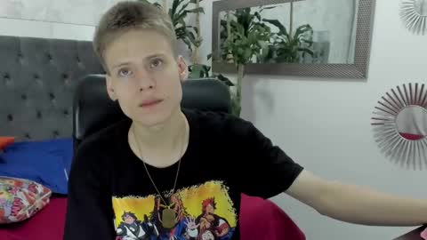 Snapshot of blondie_lover69 chatting on February 27, 7:37 pm Maleeth online show from February 27, 7:37 pm
