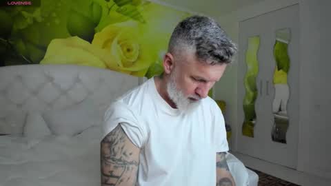 Nico online show from March 27, 3:24 pm