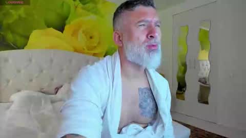 Nico online show from April 3, 6:54 am