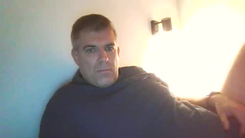blue_eye_hot_dick online show from February 26, 9:05 pm