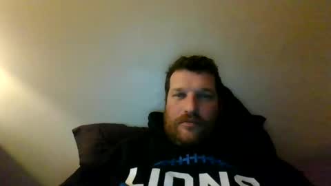 bluedemoneyes1986 online show from February 14, 12:30 am