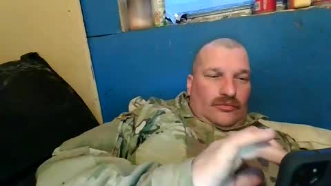 bluedemoneyes1986 online show from March 9, 11:46 pm
