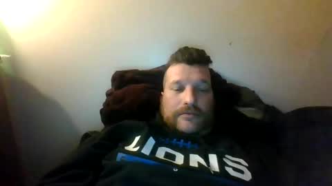 bluedemoneyes1986 online show from February 23, 12:37 am