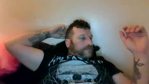 bluedemoneyes1986 online show from March 5, 1:42 am