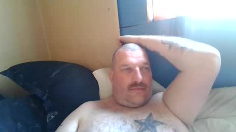 bluedemoneyes1986 online show from March 10, 8:23 pm