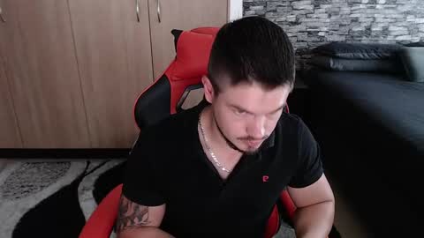 blueeyeboy0 online show from February 10, 8:31 am