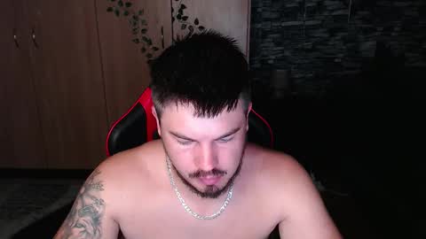 blueeyeboy0 online show from November 24, 6:42 pm