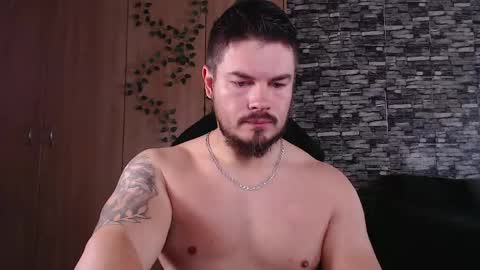 blueeyeboy0 online show from May 19, 7:25 am