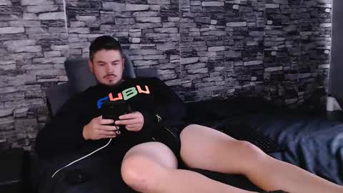 blueeyeboy0 online show from May 11, 10:06 am