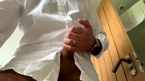 blueeyedboy021170 online show from April 16, 4:40 pm