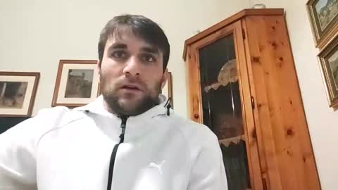 bluejoee online show from April 5, 1:40 pm