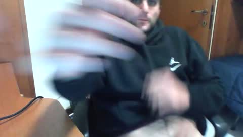 bluejoee online show from October 17, 4:33 pm