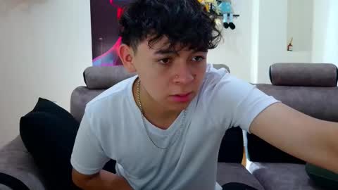 Snapshot of bluewolf247 chatting on October 30, 3:46 pm bluewolf247 online show from October 30, 3:46 pm