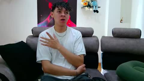 Snapshot of bluewolf247 chatting on October 29, 3:37 pm bluewolf247 online show from October 29, 3:37 pm