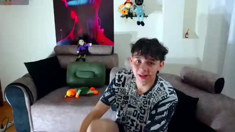 Snapshot of bluewolf247 chatting on November 1, 4:11 pm bluewolf247 online show from November 1, 4:11 pm