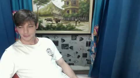 blueeyedboyisasia online show from May 9, 8:15 am