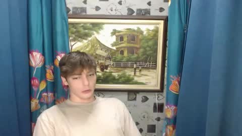 blueeyedboyisasia online show from May 15, 4:42 am