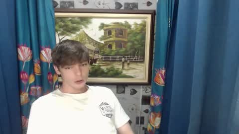 blueeyedboyisasia online show from May 8, 4:24 am