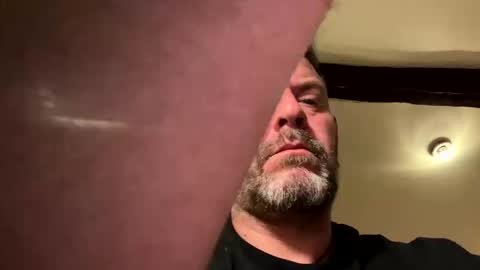 Snapshot of blueylouie8383 chatting on September 10, 2:32 am Blueyloey online show from September 10, 2:32 am