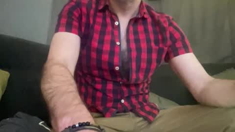 Snapshot of bmcmg chatting on October 8, 7:40 pm Bri online show from October 8, 7:40 pm