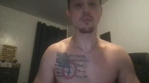 Snapshot of bmiichael327 chatting on December 25, 11:53 pm bmiichael327 online show from December 25, 11:53 pm