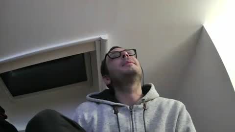 bo22222222 online show from October 31, 9:18 pm